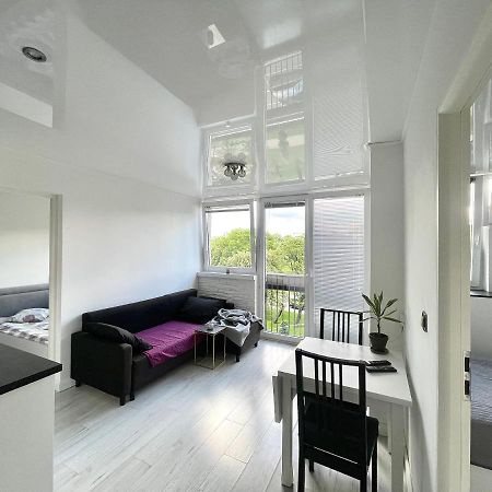 Sasi - Cozy Apartment For 6 People In Centre Warszawa Zewnętrze zdjęcie